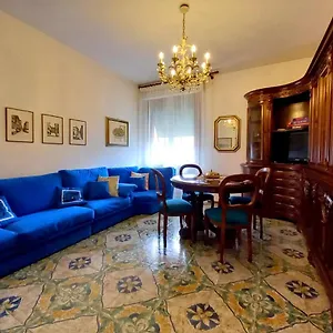  Appartamento Bebe Apartment,