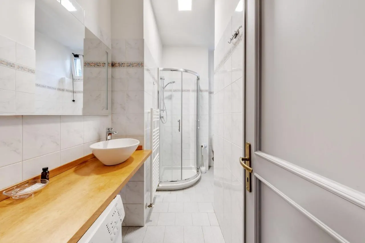 Fortezza Cozy&Quiet Flat Firenze 0*,  Italia